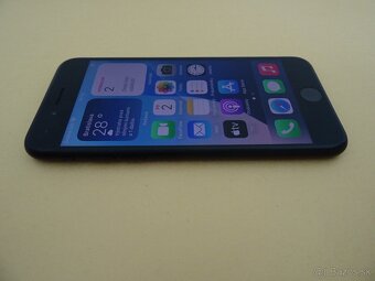 iPhone SE 2020 64GB - ZÁRUKA 1 ROK - VELMI DOBRÝ STAV - 2