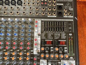 Behringer SX2442FX - 2