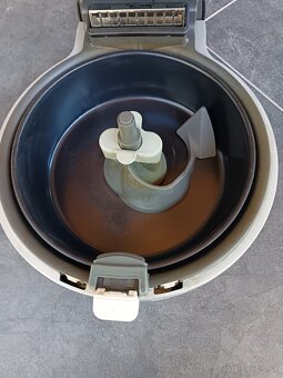 Predám fritezu Tefal teflonova.Lacno - 2