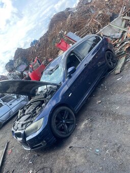 BMW E90 320d 135kw 120kw 105kw r.v 2012 BMWx3 e83 - 2