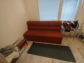 Rozkladací gauč . - 2