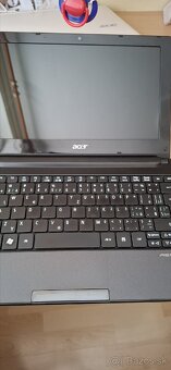 Acer aspire one netbook - 2