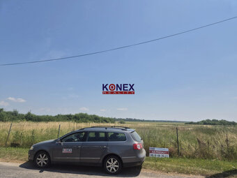 Stavebný pozemok v obci Pavlovce nad Uhom - 2