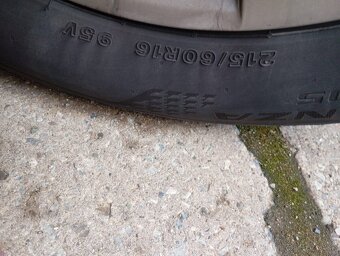 Predám letné pneumatiky 215/60R16 - 2