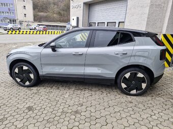VOLVO EX30 200kW PLUS Extended Range ODPOČET DPH - 2