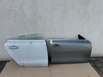 Audi A7 C7 4G8  DVERE PRAVÉ ZADNÉ Kompletne - 2