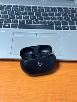 Beats Studio Buds + plus - rok záruka - 2