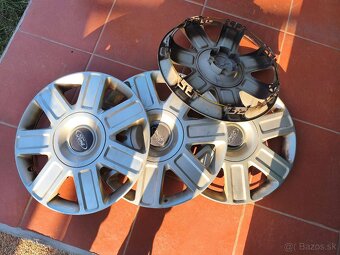 Predám originál puklice na Ford 16" - 2