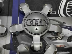 Audi original stredove krytky hviezda - 2