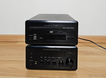 Yamaha E-810 BB cierna - 2