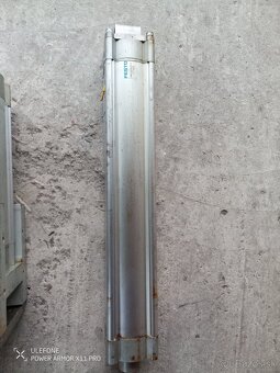 Predám pneumatikcky, vzduchový valec, piest - 2