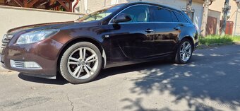 Opel insignia - 2