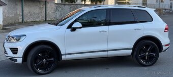Volkswagen Touareg II 3.0 V6 TDI BMT 4MOTION 193kW - 2