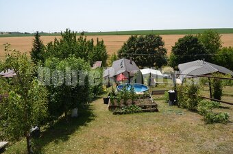 Pokojné bývanie v prírode – celoročne obývateľná chata po re - 2
