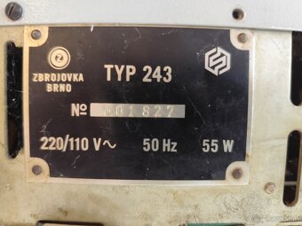 Elektrický písací stroj Zbrojovka Brno Typ 243 - 2