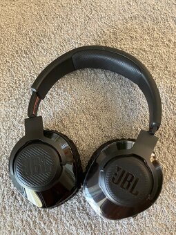 JBL sluchadla - 2