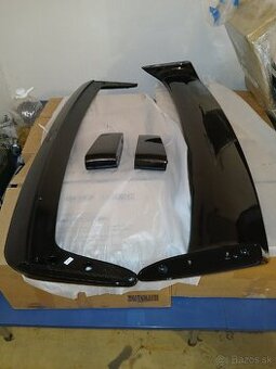 4-dielne GT kridlo BMW E36 - 2