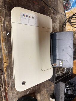 HP deskjet 1510 - 2