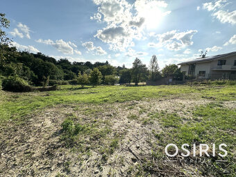 Slnečný stavebný pozemok na úpätí Malých Karpát, Marianka - 2