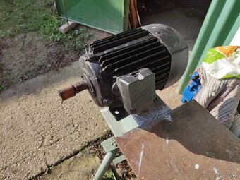 Elektromotor MEZ MOHELNICE - 2