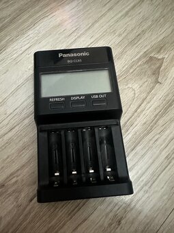 Panasonic BQ-CC65E - nabíjačka batérii - 2