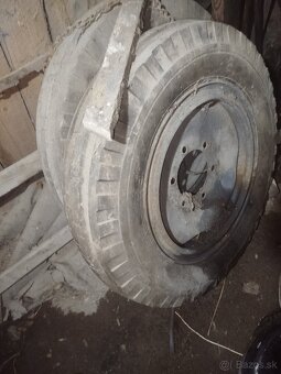 Náprava na vlecku - 2