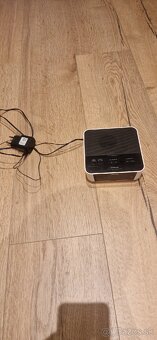 Rádiobudik, budik na nocny stolik digitalny - 2