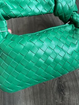 Zelena uzlikova kabelka - 2