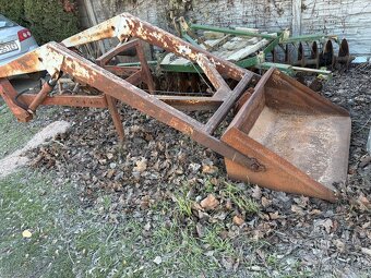 Čelný nakladač na traktor - 2