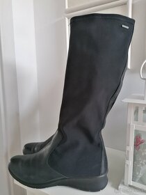 Predám kvalitné dámske kožené lodičky, čižmičky, - 2