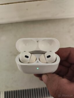 AirPods Pro 2
2 - 2