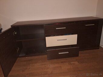 Komoda - 2