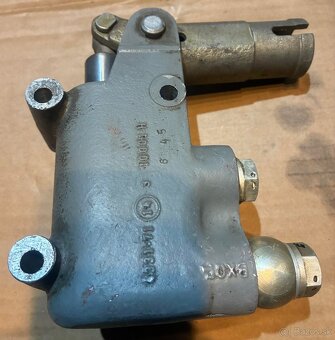 Hydraulická ručná pumpa - 2