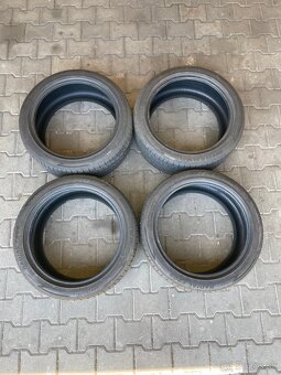245/40 R18 letné pneumatiky - 2