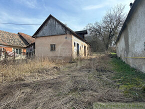 Stavebný pozemok so starým domom obec Teplý Vrch - 2