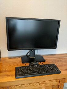 Predám monitor Dell U2713 HMt, 27", rozlíšenie 2560x1440px - 2
