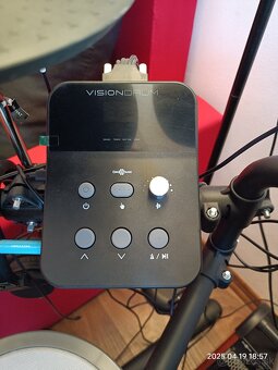 Predám kompaktnú sieťovú súpravu elektronických bicích VISIO - 2