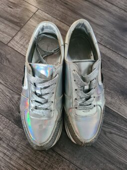 Metalické sneakersy Karl Lagerfeld - 2