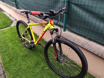 Kellys spider 30 ako novy - 2