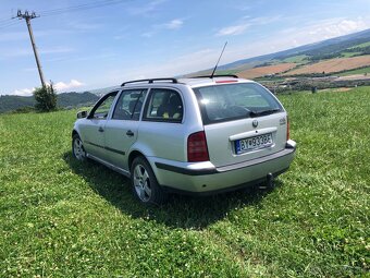 Zadné dvere octavia 1 combi - 2