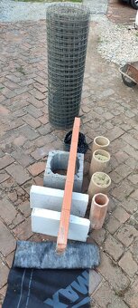 Materiál - 2
