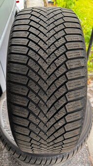 225/55 r17 Yokohama Bluearth winter - 2