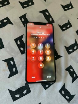 Predám iPhone XS max biely všetko funguje ako novy - 2