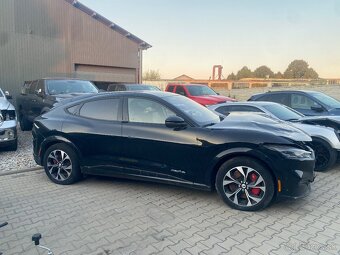 Ford MACH-E Mustang 4x4 1 majtel DOVUZ ITALIA - 2