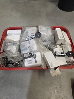 Kolieskové spínače- koncaky 100ks - 2