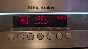 Vstavaná elektrická rúra Elektrolux - 2