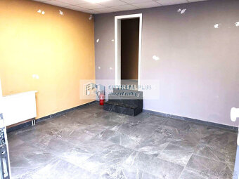 Na prenájom obchodné priestory v centre mesta Nové Zámky - 2