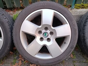 ALU kola Škoda Superb Solid 225/45 R17 - 2