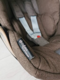 Autosedacka Cybex cloud q 0_13 - 2