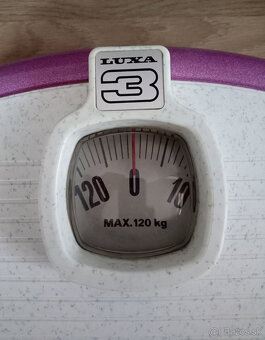 Predám mechanickú osobnú váhu LUXA 3 - 2